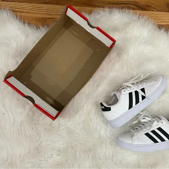 adidas Cloudfoam Comfort Sneakers – Women’s 7.5 - Picture 9 of 10